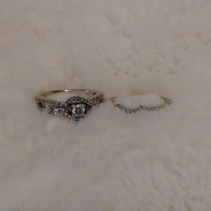 Helzberg Diamond Engagement and Wedding Ring Set
